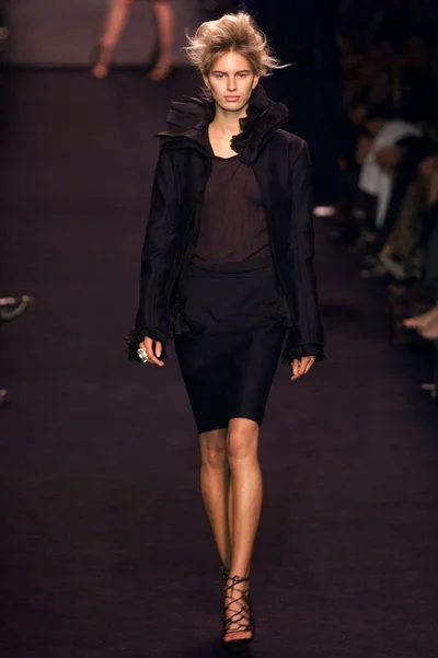 Look 11
